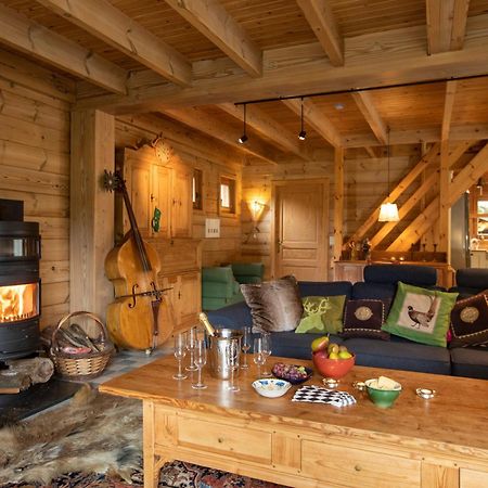 Les Avernas En Bas Romantic Getaway Lierneux Экстерьер фото